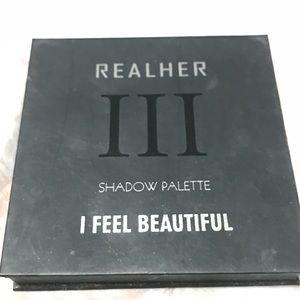 Used REALHER Eyeshadow Palette